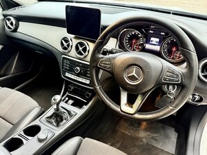 Mercedes-Benz GLA 1.6 GLA 180 Urban Edition 5dr
