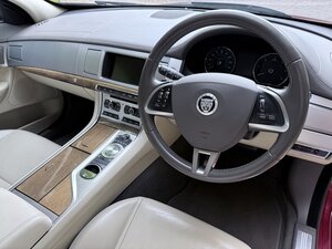 Jaguar XF 2.2 XF Premium Luxury D200 Auto 4dr