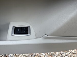 Jaguar XF 2.2 XF Premium Luxury D200 Auto 4dr