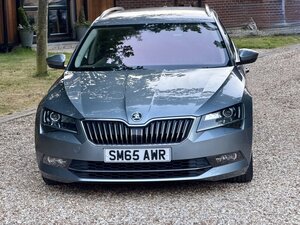 Skoda Superb 2.0 Superb SE L Executive TDI Semi-auto 5dr