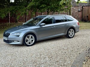 Skoda Superb 2.0 Superb SE L Executive TDI Semi-auto 5dr
