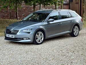 Skoda Superb 2.0 Superb SE L Executive TDI Semi-auto 5dr