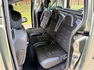 Citroen Berlingo Multispace 1.6 Berlingo Multispace XTR E-hdi AUTO 5dr