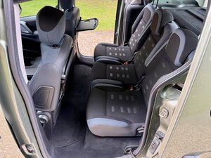 Citroen Berlingo Multispace 1.6 Berlingo Multispace XTR E-hdi AUTO 5dr