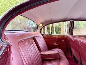 1966 Jaguar MKII 2.4 Manual / Overdrive