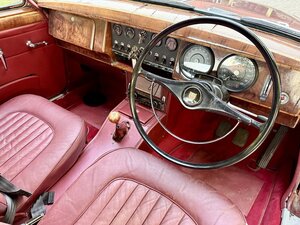 1966 Jaguar MKII 2.4 Manual / Overdrive