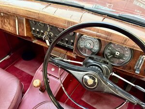 1966 Jaguar MKII 2.4 Manual / Overdrive