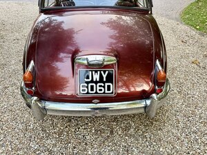 1966 Jaguar MKII 2.4 Manual / Overdrive