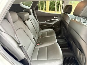 Hyundai Santa Fe 2.2 Santa Fe Premium Blue Drive CRDi Automatic