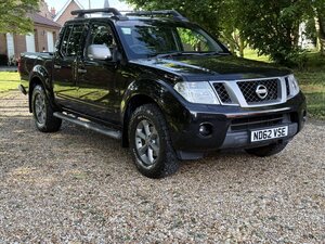 Nissan Navara 2.5 Navara Platinum Dci 5dr