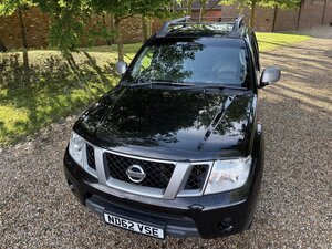 Nissan Navara 2.5 Navara Platinum Dci 5dr