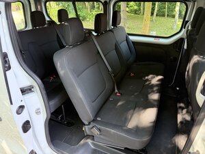 Renault Trafic 9 Seater 1.6 Trafic Ll29 Business Dci 5dr