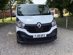 Renault Trafic 9 Seater 1.6 Trafic Ll29 Business Dci 5dr