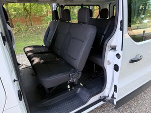 Renault Trafic 9 Seater 1.6 Trafic Ll29 Business Dci 5dr