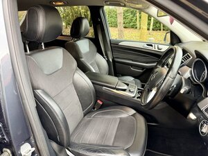 Mercedes-Benz M-Class 3.0 ML350 AMG LINE Bluetec AUTO 