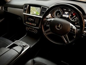 Mercedes-Benz M-Class 3.0 ML350 AMG LINE Bluetec AUTO 