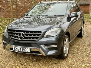 Mercedes-Benz M-Class 3.0 ML350 AMG LINE Bluetec AUTO 