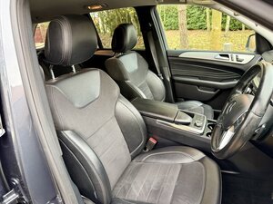 Mercedes-Benz M-Class 3.0 ML350 AMG LINE Bluetec AUTO 