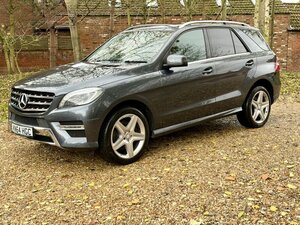 Mercedes-Benz M-Class 3.0 ML350 AMG LINE Bluetec AUTO 