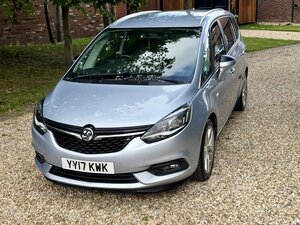 Vauxhall Zafira Tourer 1.4 Zafira Tourer SRI T 5dr