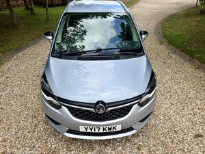 Vauxhall Zafira Tourer 1.4 Zafira Tourer SRI T 5dr