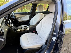 Mercedes-Benz C-Class 2.0 C200 Sport AUTO 4dr
