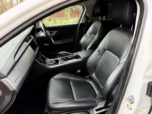 Jaguar XF 2.0 Prestige I AUTO 