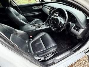 Jaguar XF 2.0 Prestige I AUTO 