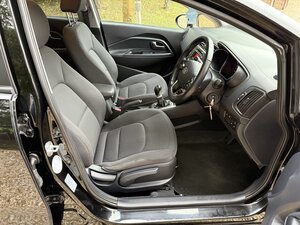 Kia Rio 1.4 Rio 3 5dr