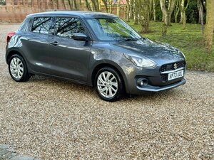 Suzuki Swift 1.2 Swift SZ-T Dualjet MHEV AUTO