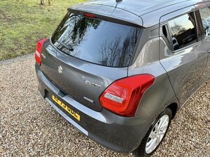 Suzuki Swift 1.2 Swift SZ-T Dualjet MHEV AUTO