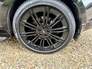 Land Rover Range Rover P530 S/C V8 4.4 Autobiography LWB