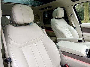 Land Rover Range Rover P530 S/C V8 4.4 Autobiography LWB