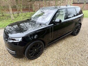 Land Rover Range Rover P530 S/C V8 4.4 Autobiography LWB