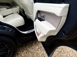 Land Rover Range Rover P530 S/C V8 4.4 Autobiography LWB