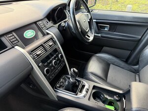 Land Rover Discovery Sport SE TECH TD4 7 Seats