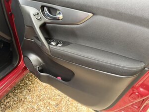 Nissan Qashqai 1.2 petrol N-connecta Dig-t 5dr