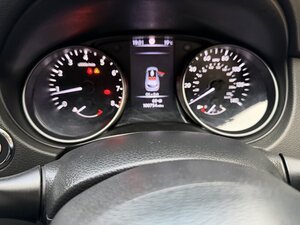 Nissan Qashqai 1.2 petrol N-connecta Dig-t 5dr