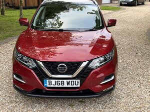 Nissan Qashqai 1.2 petrol N-connecta Dig-t 5dr