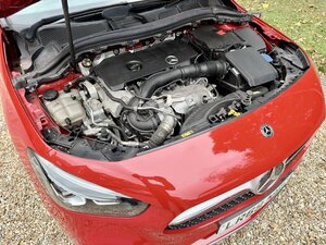 Mercedes-Benz B-Class 2.0 220 AMG LINE Premium 4matic AUTO 