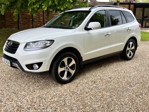 Hyundai Santa Fe 4WD Premium 2.2 CRDI Automatic