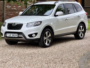 Hyundai Santa Fe 4WD Premium 2.2 CRDI Automatic