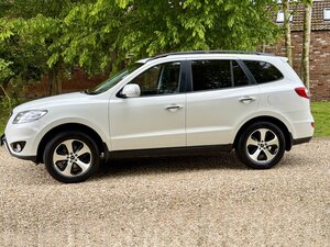 Hyundai Santa Fe 4WD Premium 2.2 CRDI Automatic