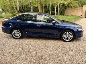 Volkswagen Jetta 2.0 TDi Sport Automatic Saloon