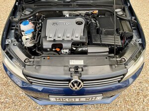 Volkswagen Jetta 2.0 TDi Sport Automatic Saloon