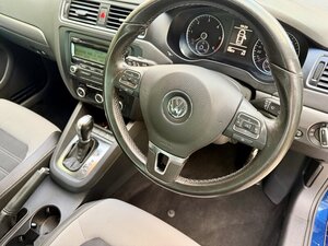 Volkswagen Jetta 2.0 TDi Sport Automatic Saloon