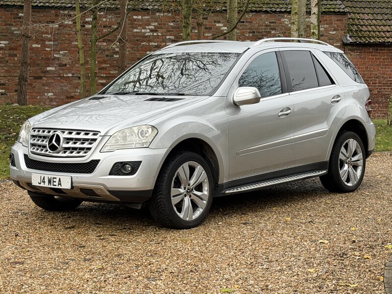 Mercedes-Benz M-Class ML 320 CDI Sport AUTO 5dr
