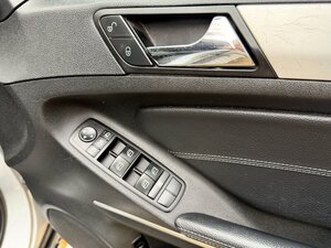 Mercedes-Benz M-Class ML 320 CDI Sport AUTO 5dr