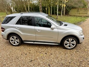 Mercedes-Benz M-Class ML 320 CDI Sport AUTO 5dr