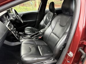 Volvo V40 2.0  SE D4 AUTO 5dr Hatch